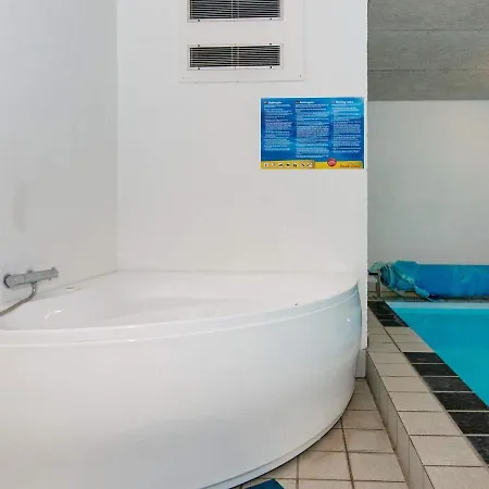 8 Person In Holiday home Knebel