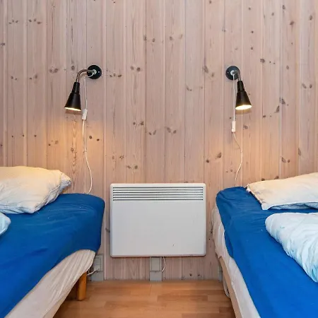 8 Person In Holiday home Knebel