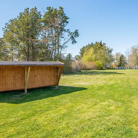 Hébergement de vacances 8 Person In *